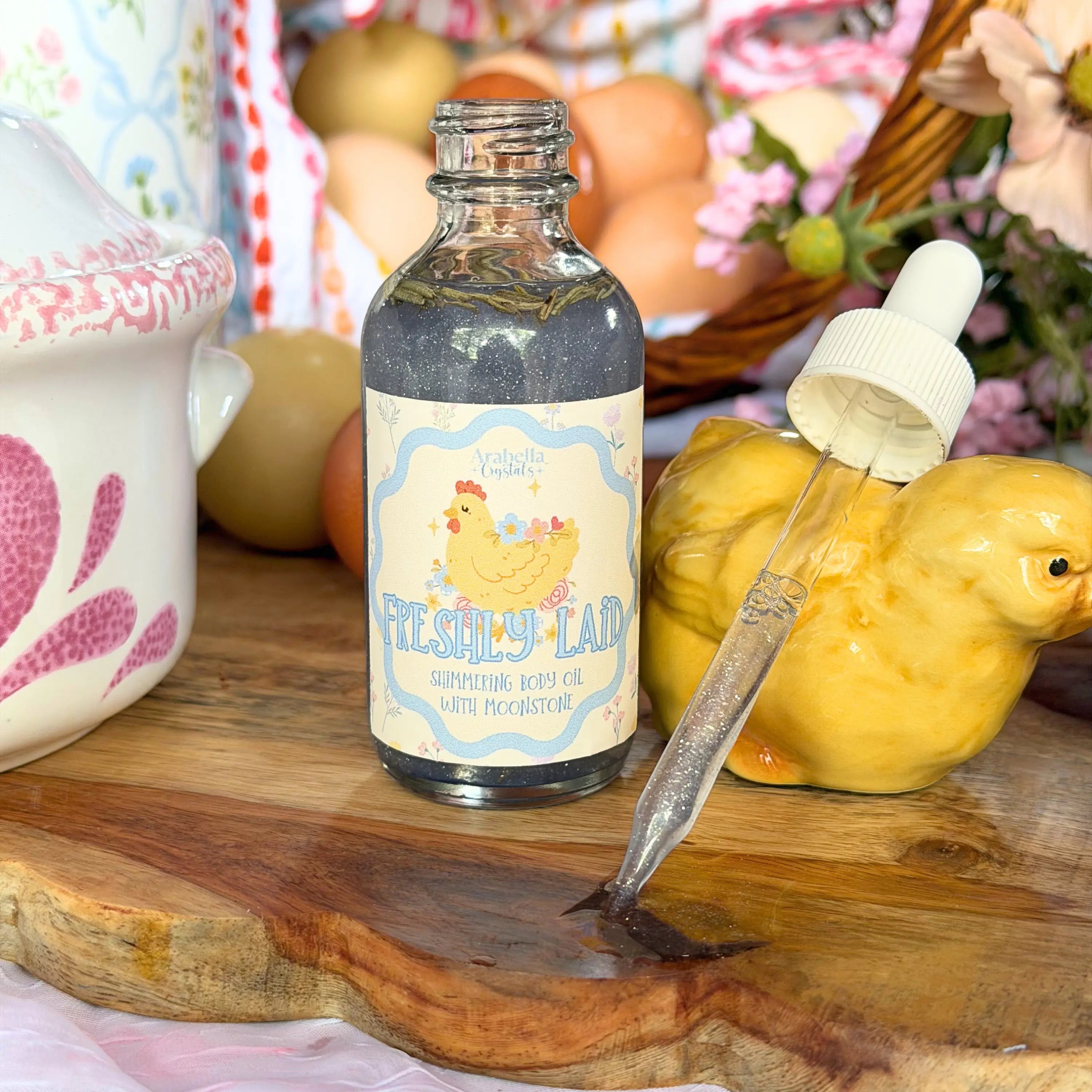 Freshly Laid Spring Homestead Shimmering Oil Notes of: Lemon Peel, Lemongrass & Light Musk