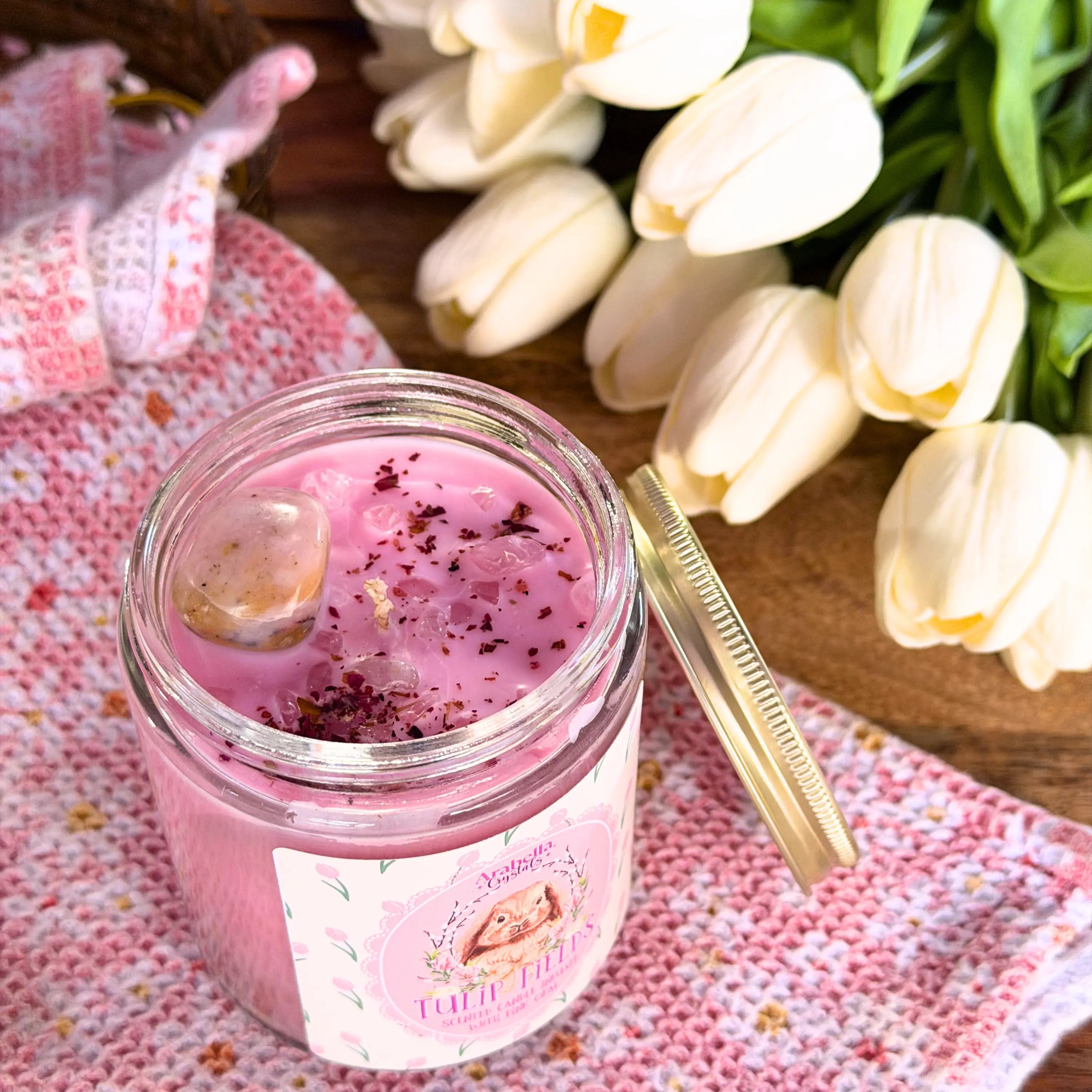 Tulip Fields Spring Homestead Soy Candle Notes of: Peach, Tulip & Green Leaves