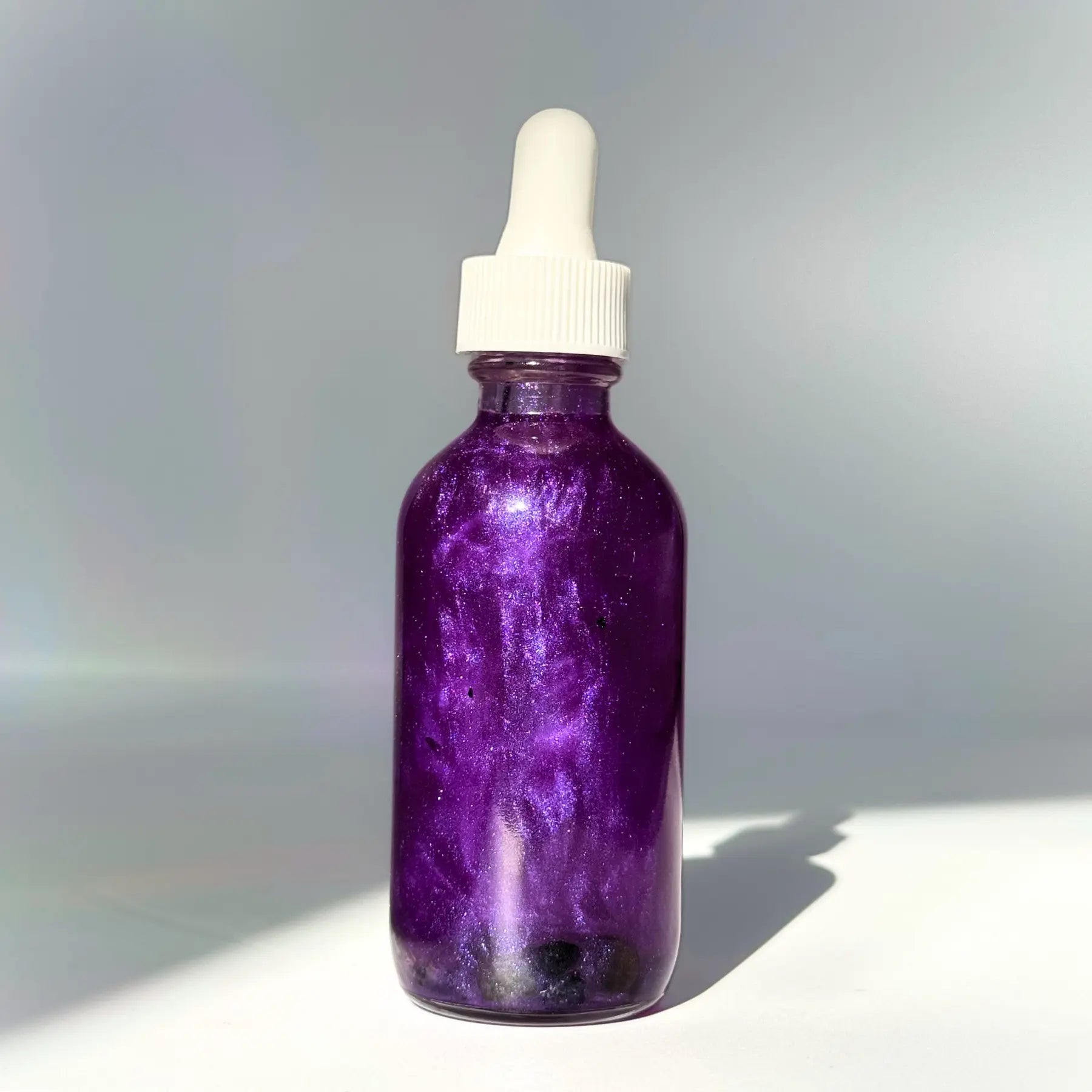 Divination Shimmer Oil Notes of: Sea Salt, Orris & Sandalwood