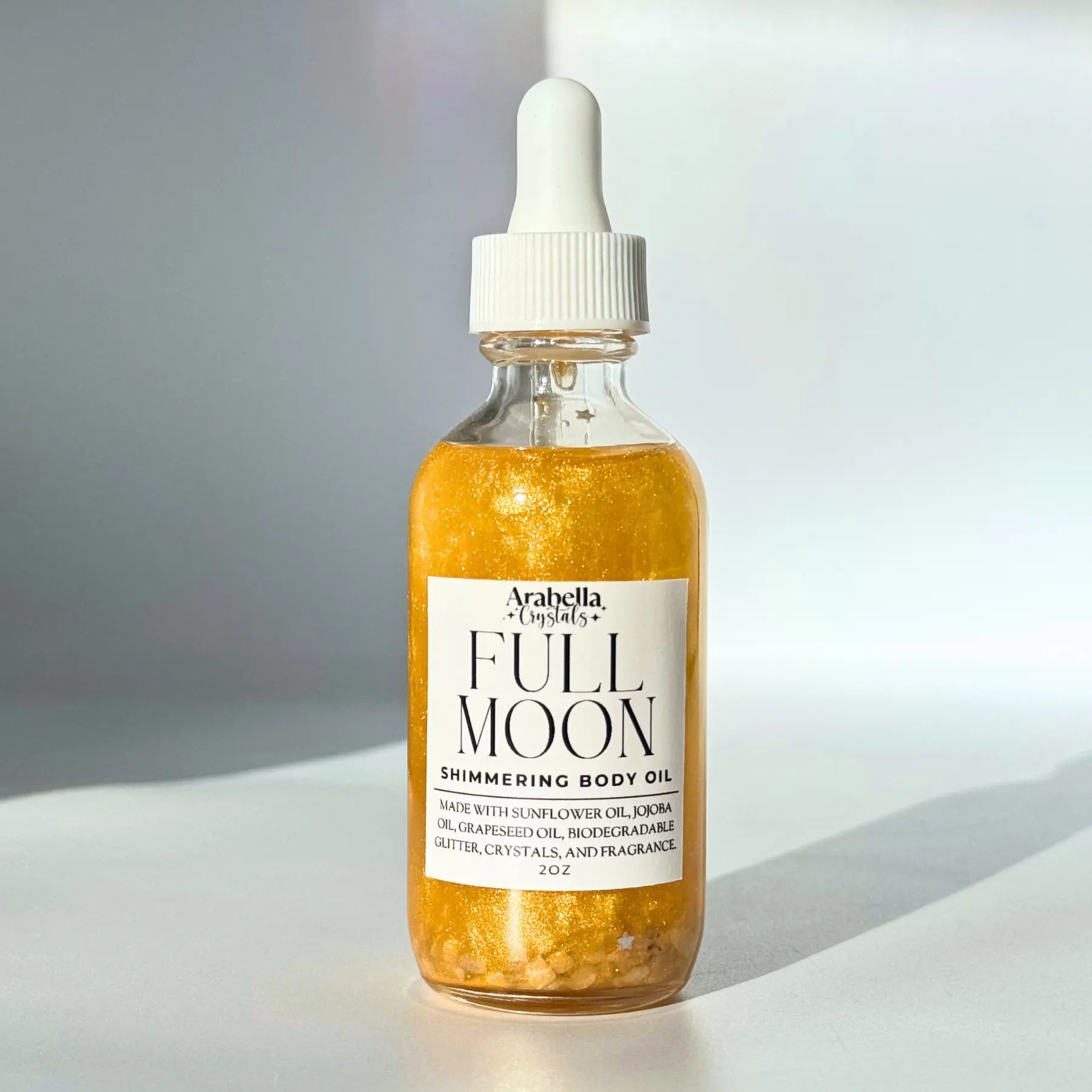 Full Moon Shimmer Oil Notes of: Lemon, Turmeric & Milk