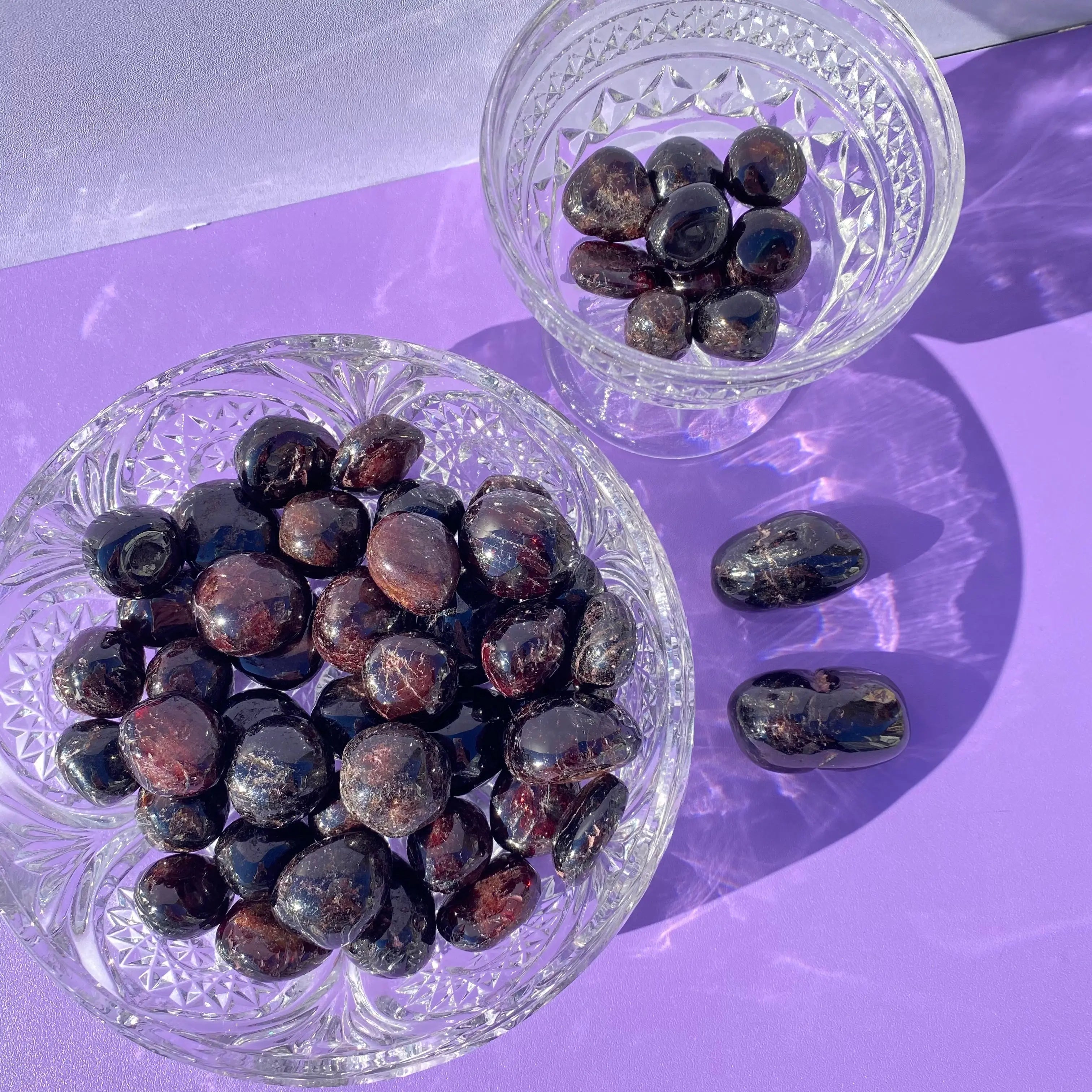 Garnet Pocket Stone Arabella Crystals