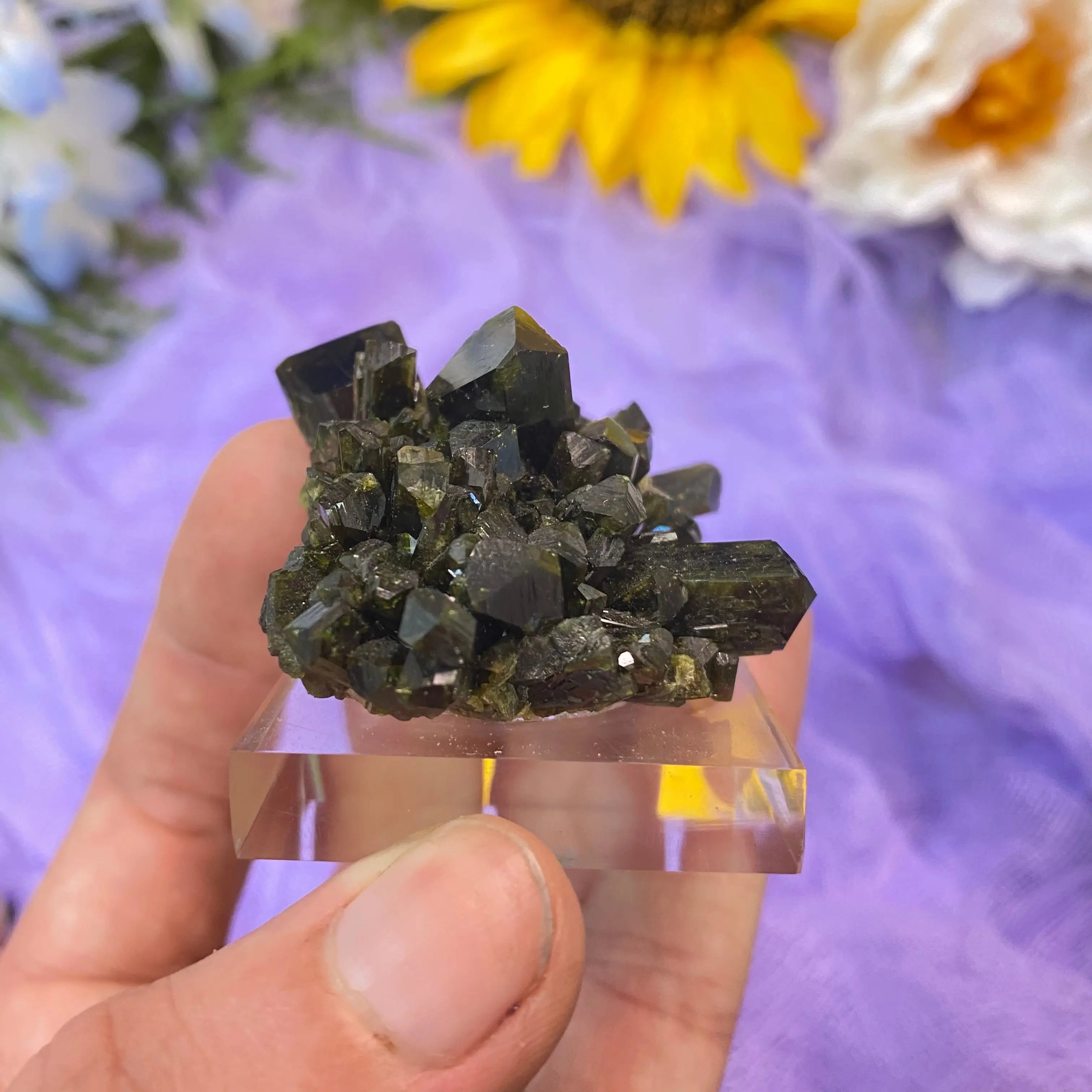 High Quality Green Epidote Cluster Arabella Crystals