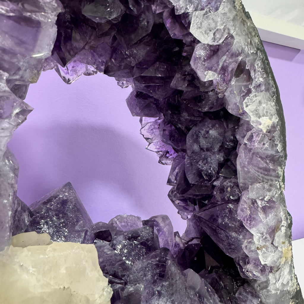 Amethyst Portal w/ Calcite