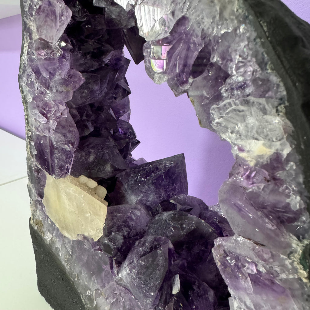 Amethyst Portal w/ Calcite