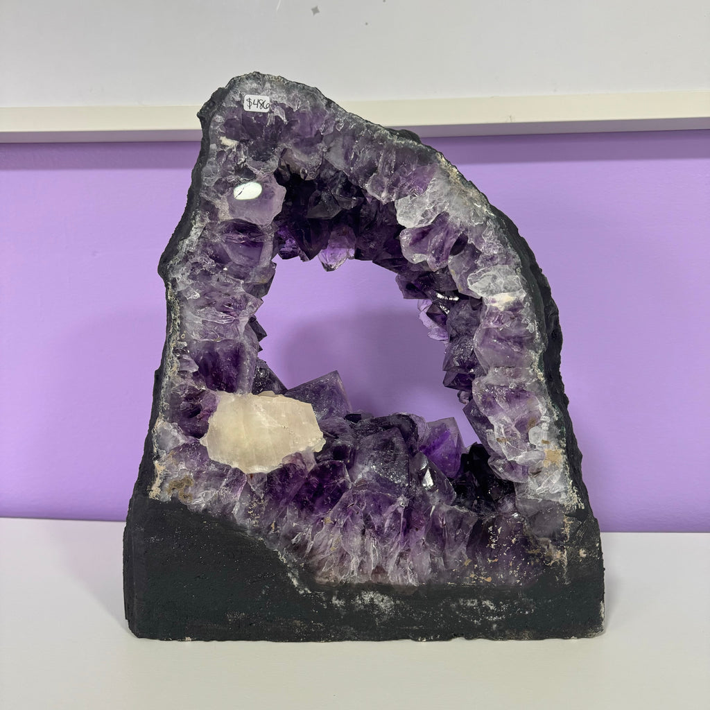 Amethyst Portal w/ Calcite