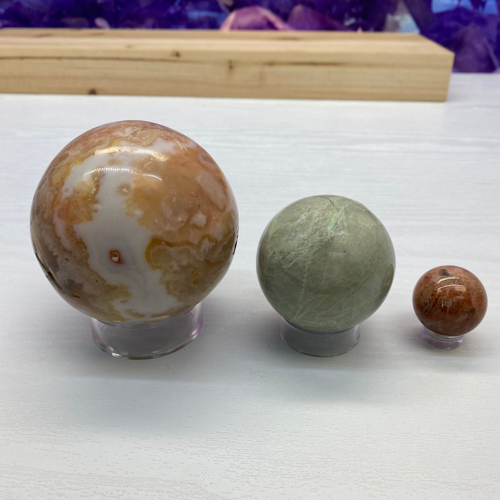 Acrylic Sphere Stands